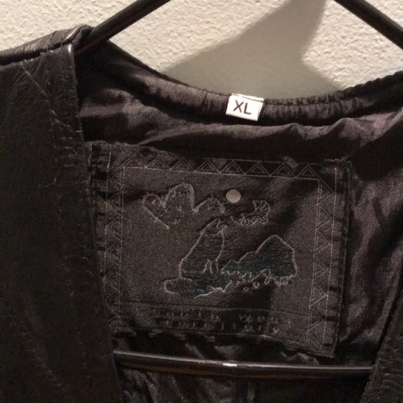 South West Territory XL Leather vest with quilted patters, pockets, front snaps - Picture 2 of 8